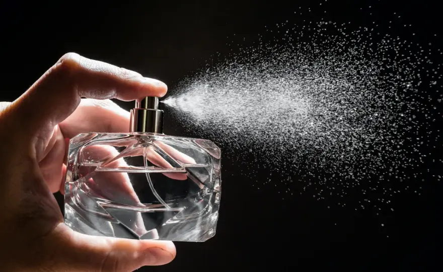 Czy perfumy to kosmetyki? Zaskakujące fakty o ich klasyfikacji